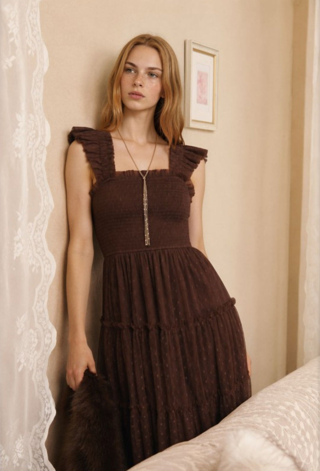 Elegancia Castaña